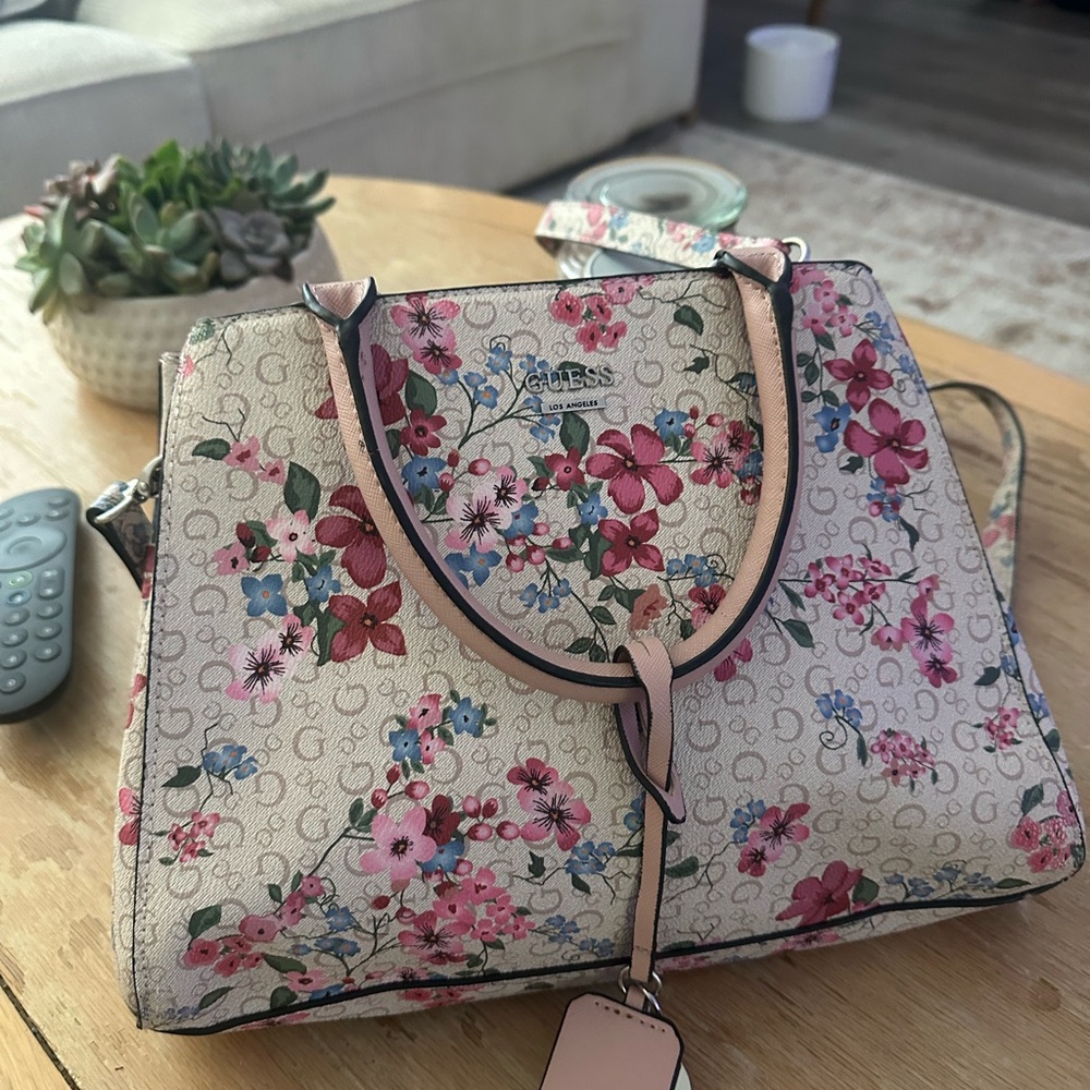 Guess purse floral